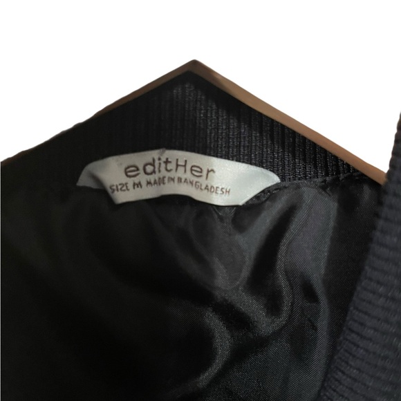 Stylish Black Bomber Jacket for Women - Picture 3 of 3